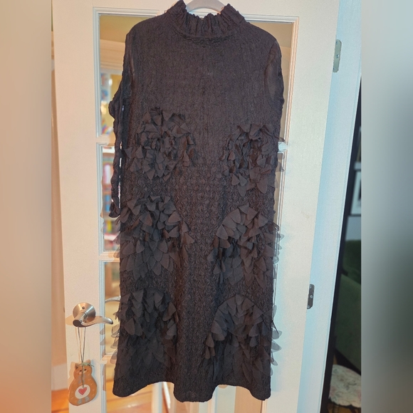 Kate Hewko Black Petal Dress - One Size Fits All (It's True!) - Picture 5 of 9